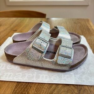 (SOLD) Birkenstock, Kids Sparkle Silver Sandals, EU 33 (US 2-2.5)